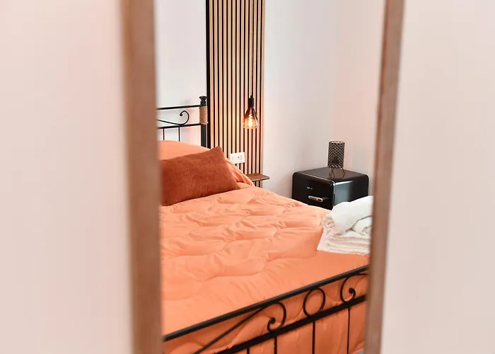 Nest House Frühstückspension 4*