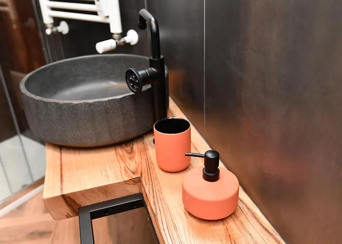 Nest House 4* Rom